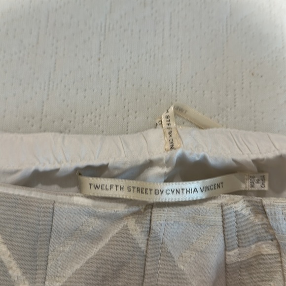 Strapless dress - Picture 3 of 8